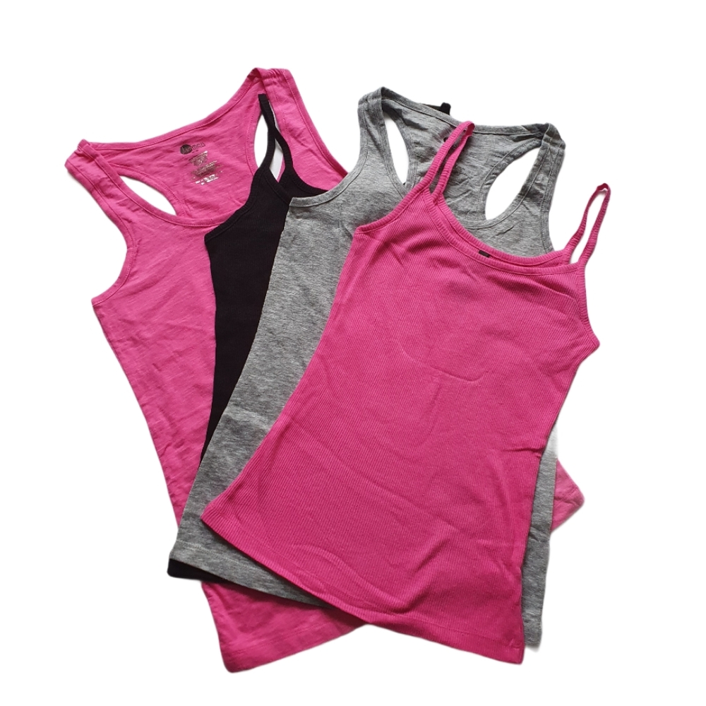 🤑4pc Cotton woman Top set. Black, Pink and Gray